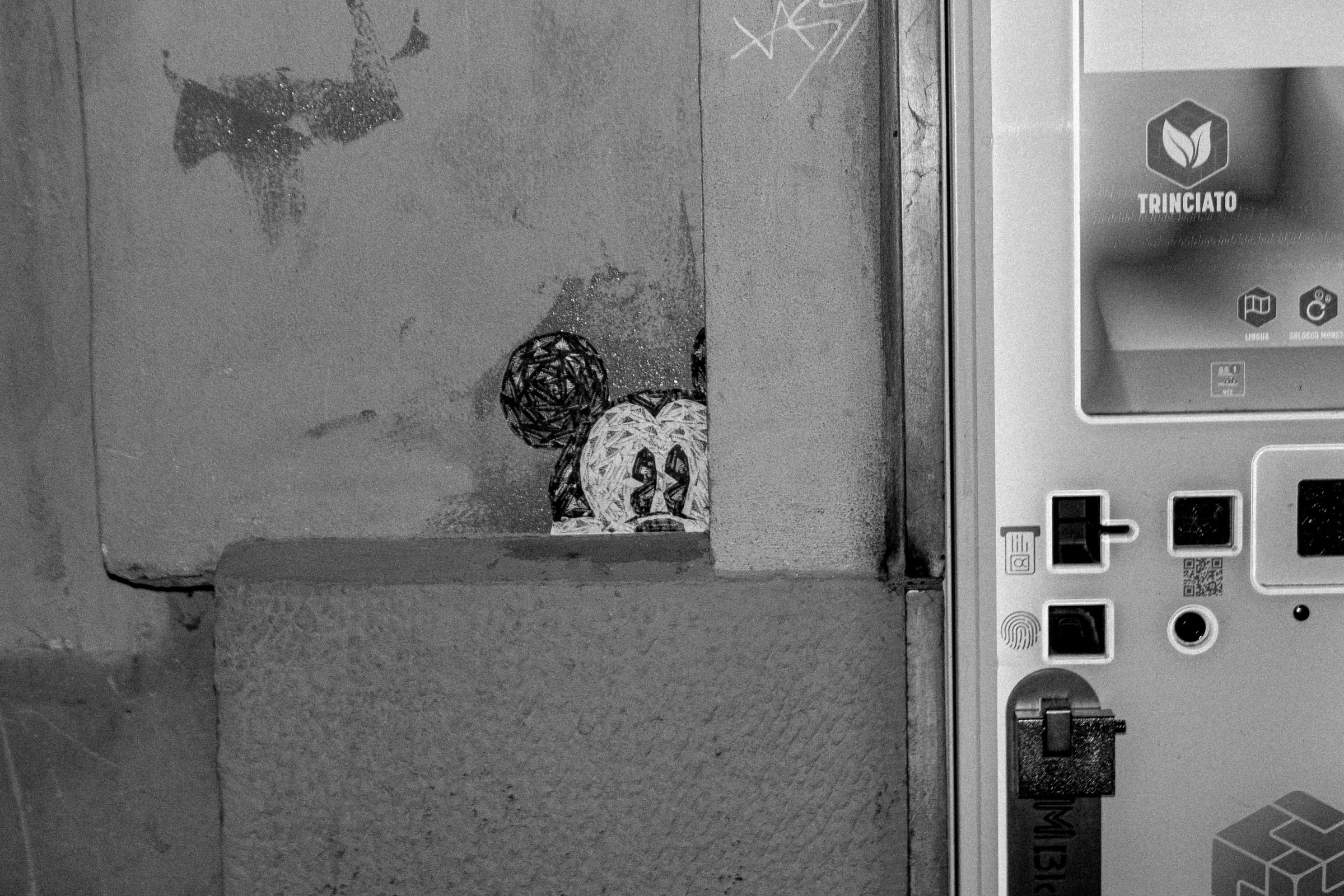 Strada, superficie viva — frame 2.2